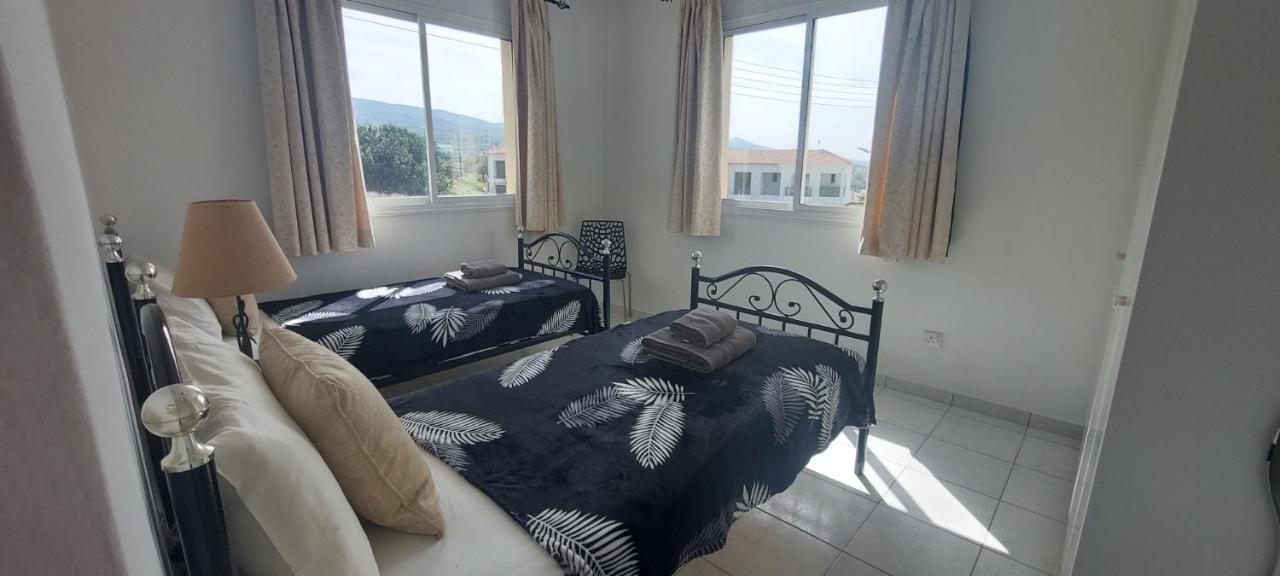 Spacious 2 bedroom apartment Peyia Exterior foto