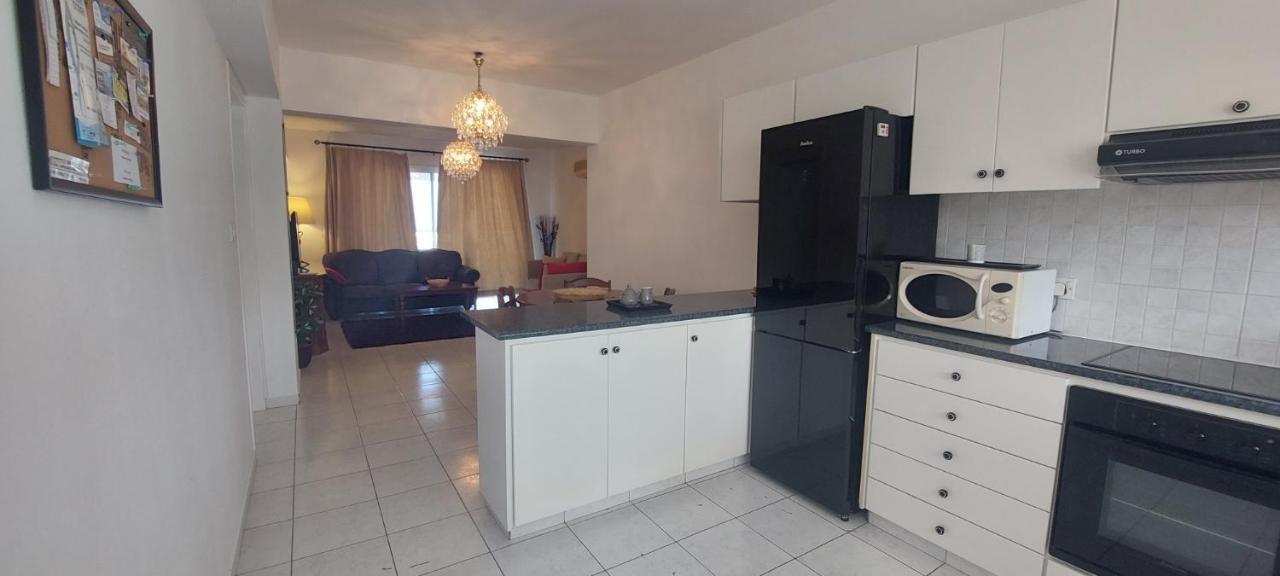 Spacious 2 bedroom apartment Peyia Exterior foto